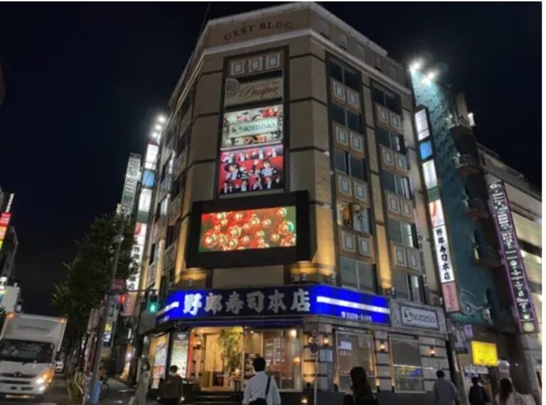 デジタルサイネージをビルに導入するメリットと注意点をわかりやすく解説