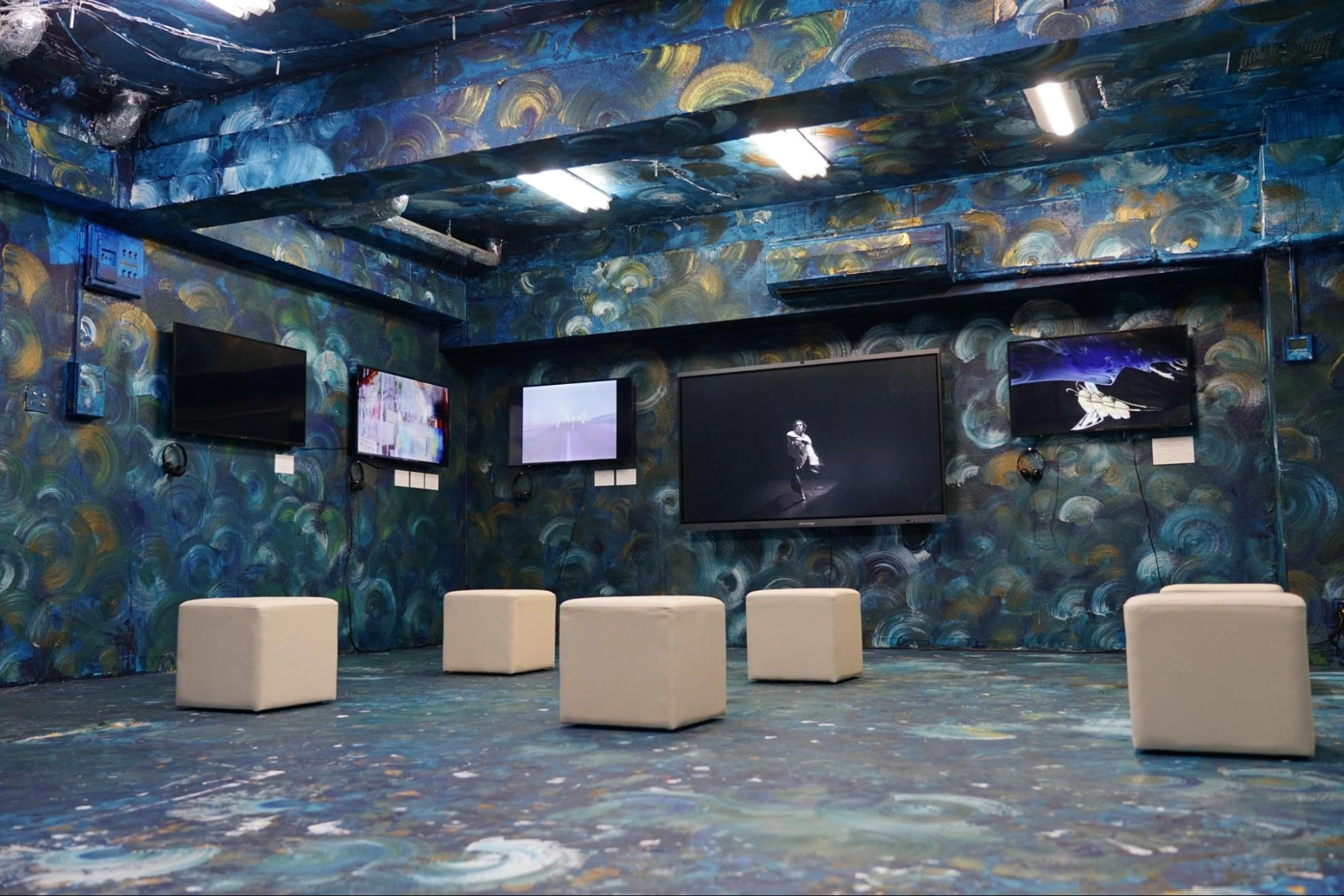 ART GOLDEN GAI by NoxGallery x Superchief x Brillia / 東京都渋谷区