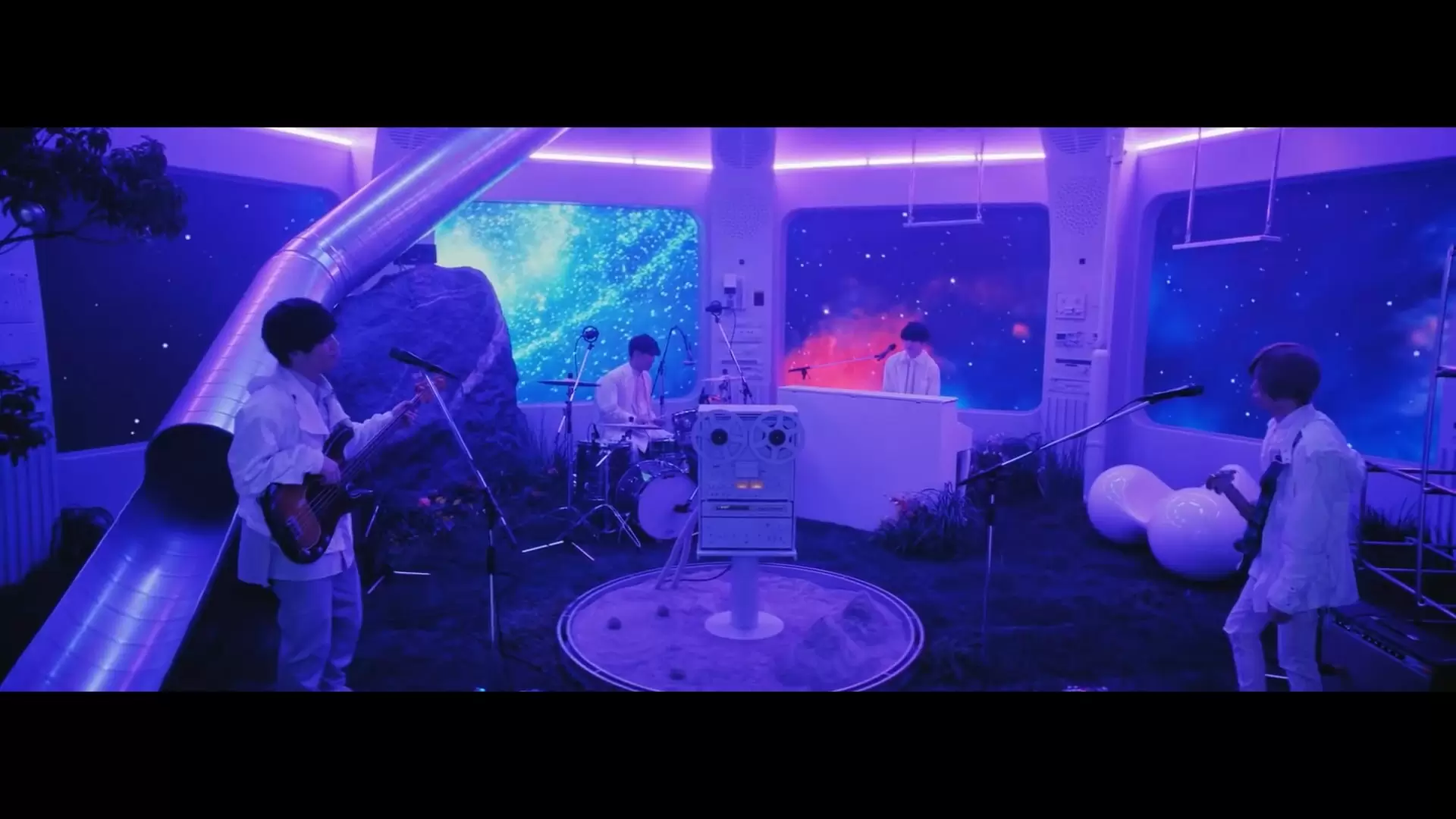 Universe/Official髭男dism